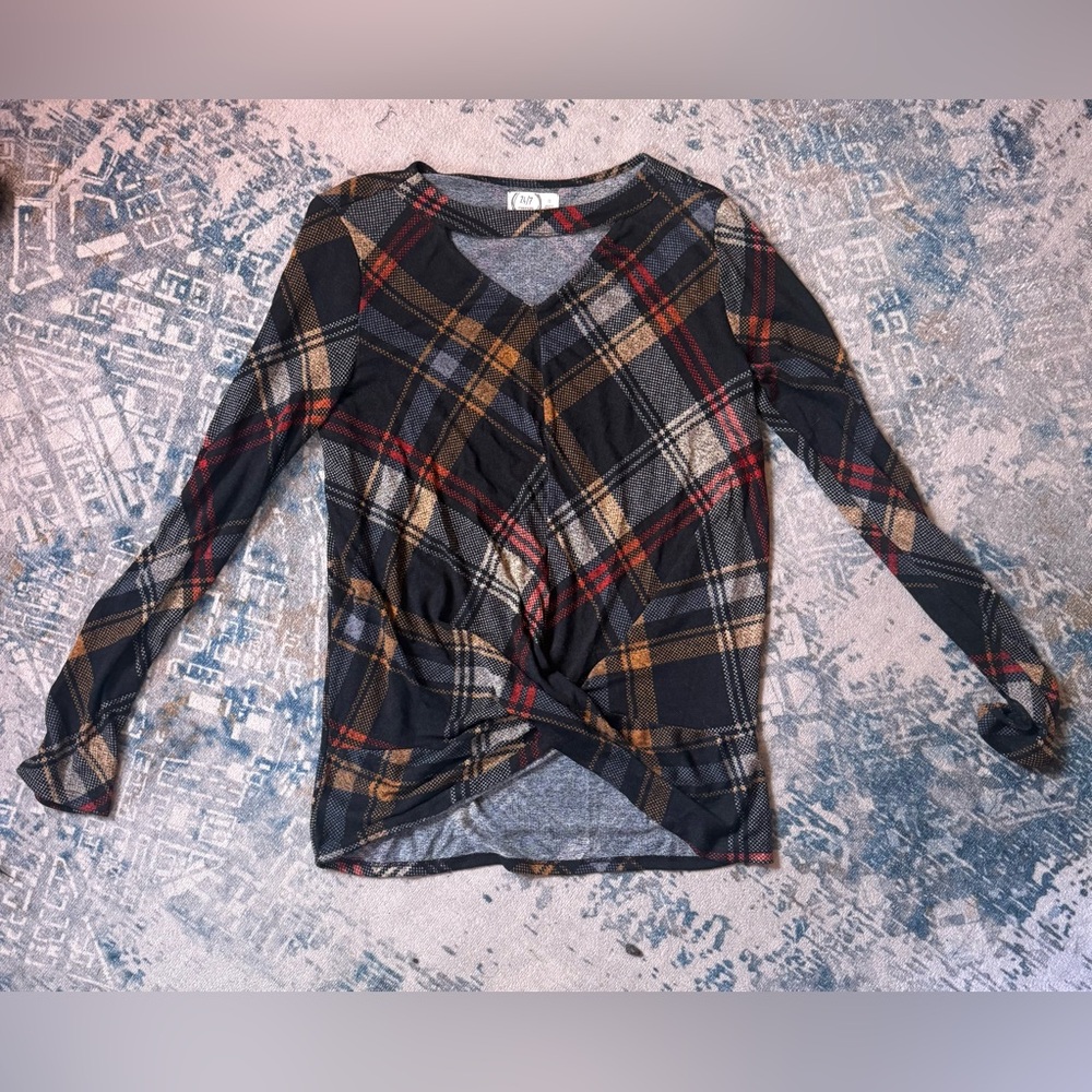 Maurices Checkered Knit Top in Black and Red